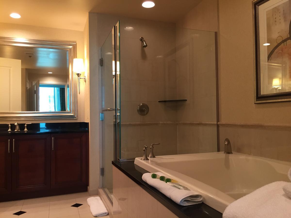 True 1Br Balcony Suite With Strip View At Mgm Signature Las Vegas Buitenkant foto